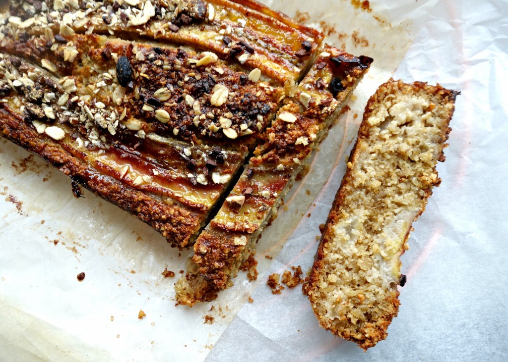 cake met peer en banaan